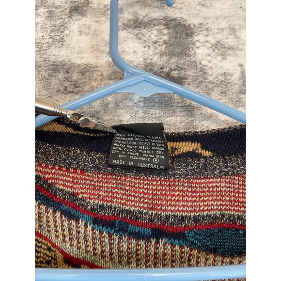 :Emaroo Australia Pure Wool XL Coogi-Style Outback Landmarks 3D Knit Cardigan - Picture 9 of 12